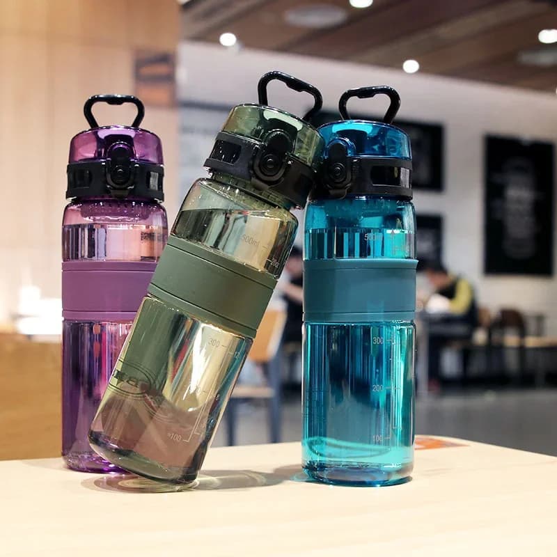 Urheilujuomapullo teesiivilällä 500 ml
